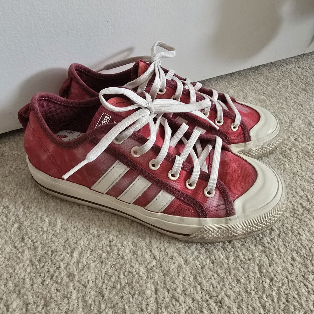 Adidas X Parley Red And White NIZZA Casual Sneakers KIDS size 4.5 Or Womens 6.5